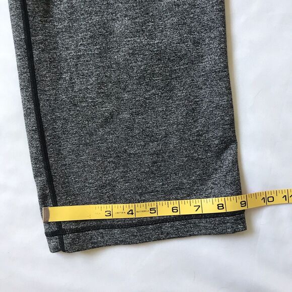 Lululemon Wide Leg Crop Pant Womens SZ 4 6? Gray Flared Athletic Capri Groove - Picture 8 of 9